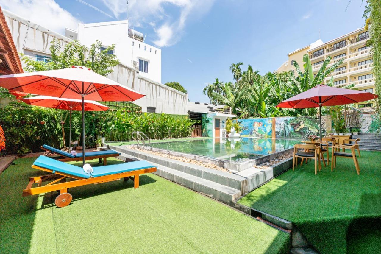 Alley Garden Homestay Хойан Экстерьер фото